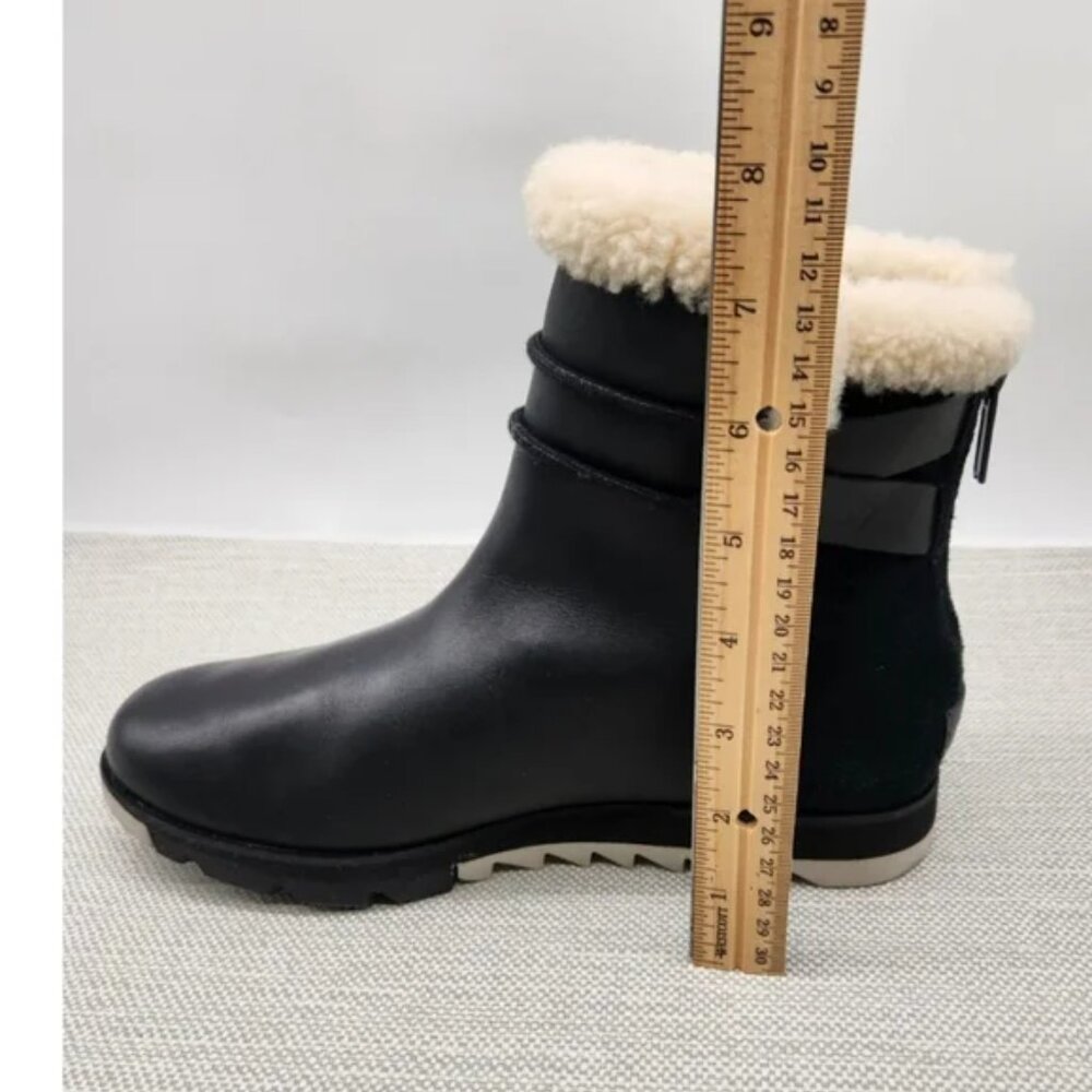 Sorel Harlow Cozy Size 8 Waterproof Ankle Bootie Black Noir color. - Picture 15 of 16